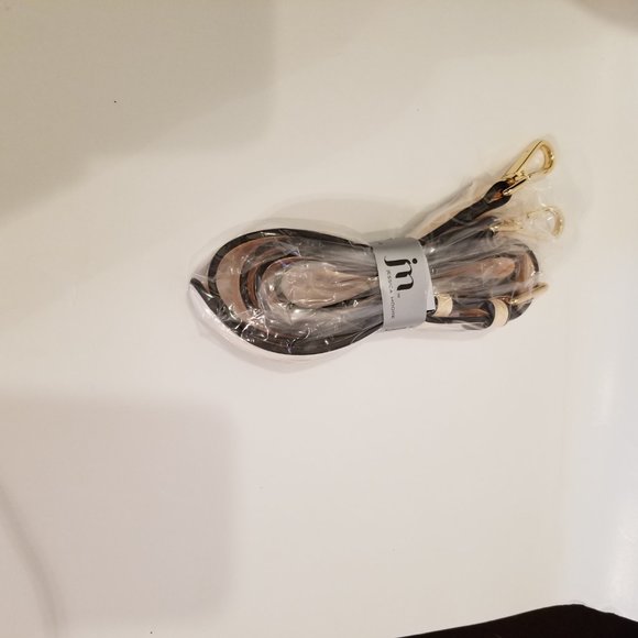 Jessica Moore Textured Black Camera Bag, 9" x 7", JM-386BLT - Picture 7 of 8